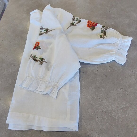 FILLEL Women's White Blouse w/3/4 Embroidered Design Puff Sleeves - Sze Large - Picture 9 of 12